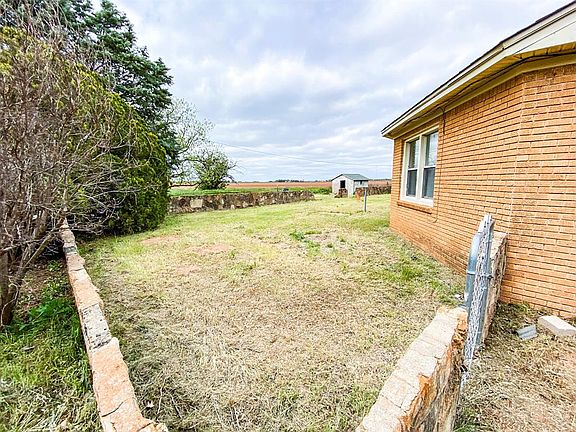 4th image of 10218 S Highway 277