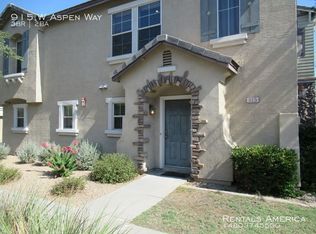 915 W Aspen Way, Gilbert, AZ 85233