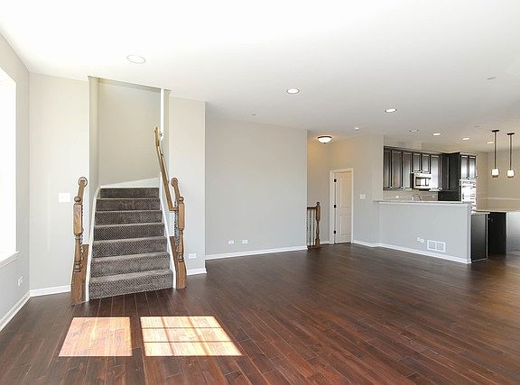 3rd image of 127 Waterbury Lot 3.03
