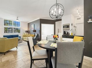 1900 Van Buren St APT 118B, Hollywood, FL 33020