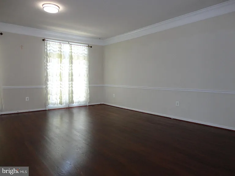 24699 Kings Canyon Sq — Photo 12