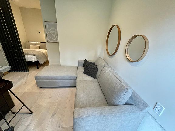 5th image of 139 Juanita Ave #A