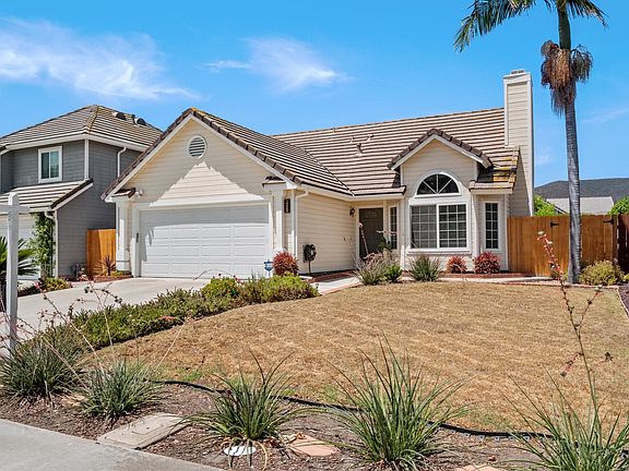 3rd image of 14068 Pebble Brook Ln