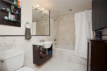 Sold by Space Marketing Shop