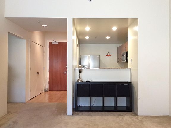 5th image of 1 Mandalay Pl Unit 1502