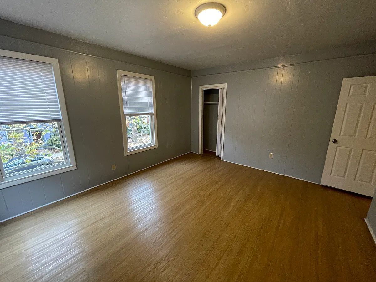 Building Photo - 50 Lawrence St #2R