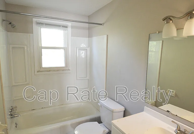 393 Barnett Rd — Photo 10
