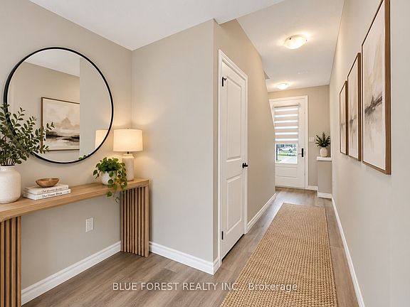 5th image of 2525 Meadowlands Way #33