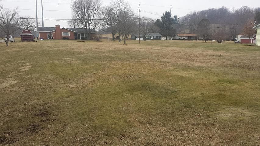 1st image of 27 Lincoln Dr