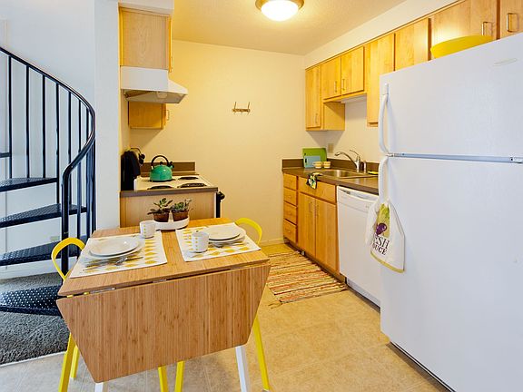 5th image of 125-135-155 E 19th Ave #1557