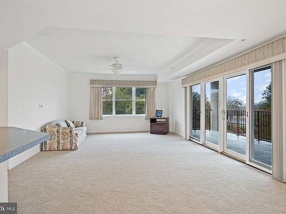5th image of 604 McKinsey Park Dr APT 402