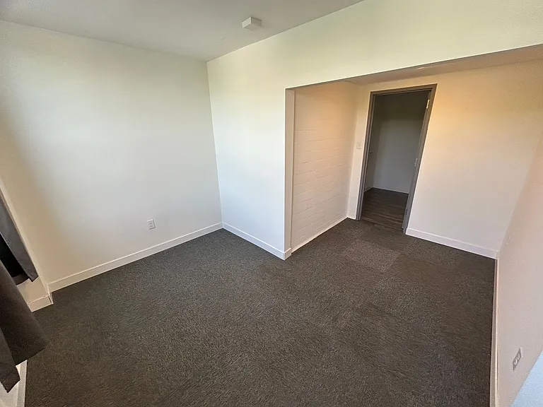 703 N Park 704 Tarn — Photo 42