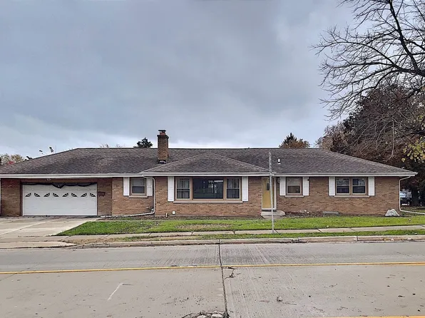 607 Theodore St, Joliet, IL 60435