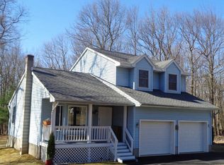 109 Slate Ct, Milford, PA 18337