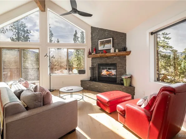42803 Conifer Dr, Big Bear Lake, CA 92315