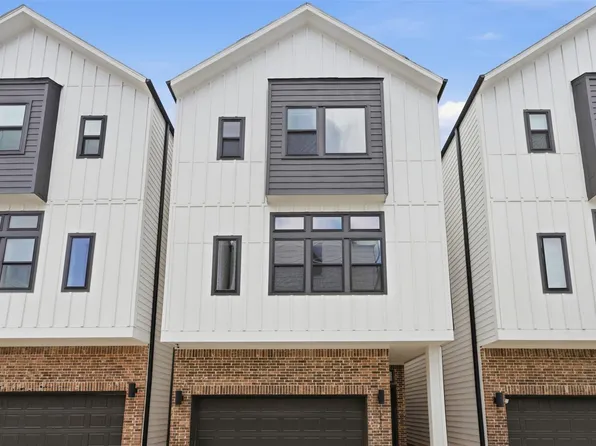 326 Eastwood St, Houston, TX 77011