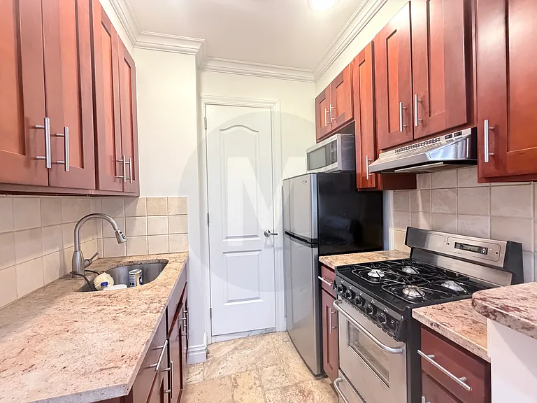 161 E 99th St #2 — Photo 7