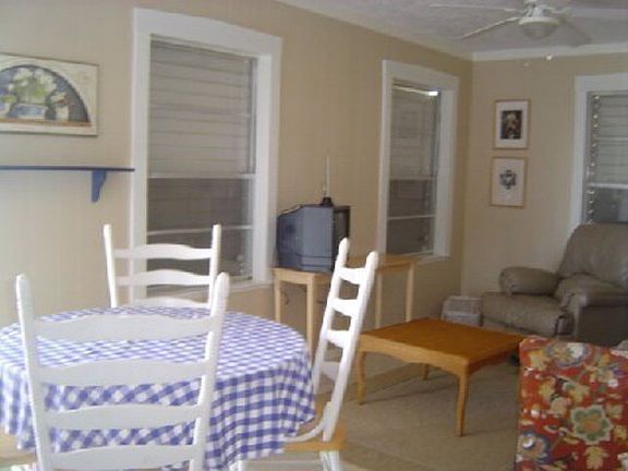 5th image of 4219 Hardin Dr