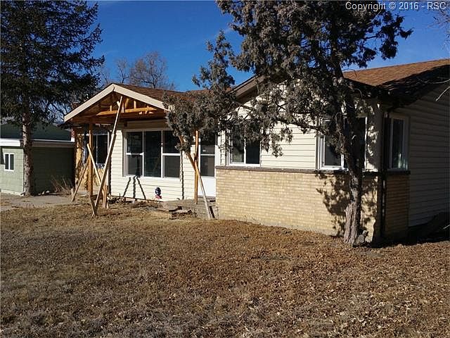 2nd image of 2576 E San Miguel St