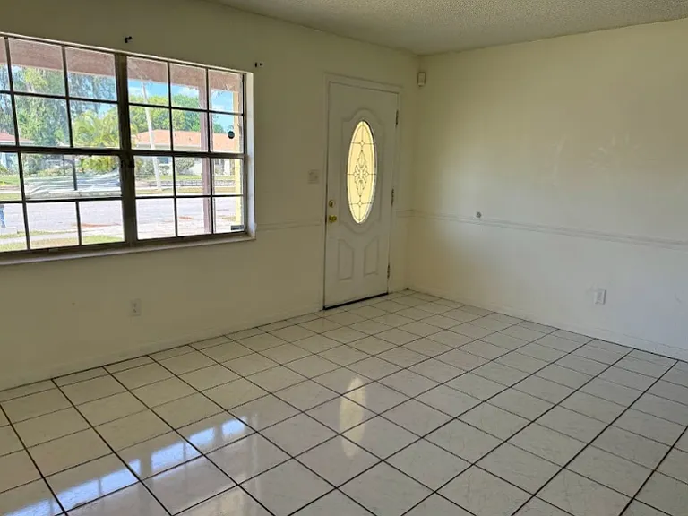 10346 Arbor Ridge Trl — Photo 2