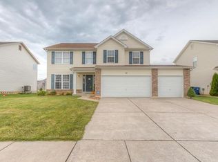 406 Valley Oaks Dr, Wentzville, MO 63385