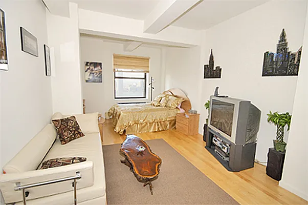 Rented by Empire State Properties | media 180