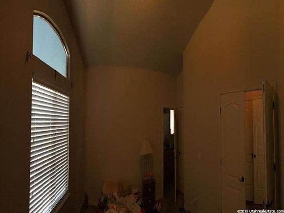 5th image of 1628 W Dove Meadows Ln