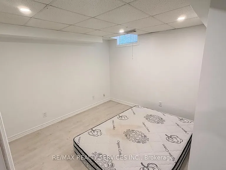 36 Windward Cres #BASEMENT — Photo 5