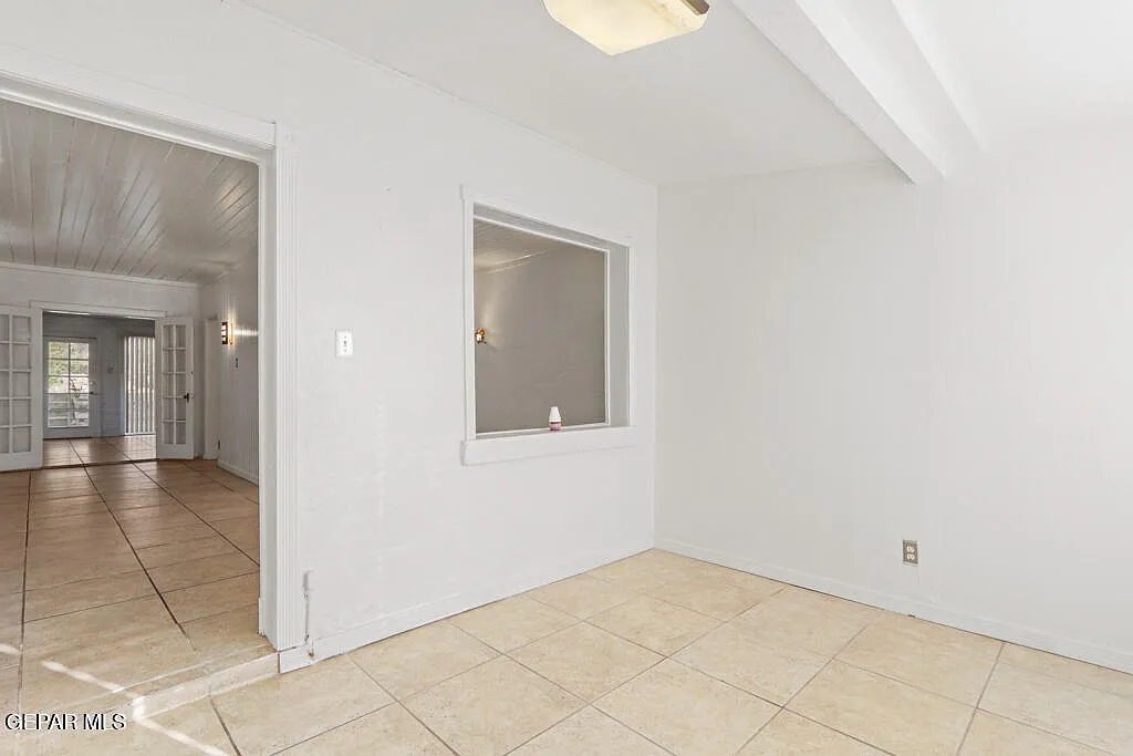 4 bed, 3.0 bath, 2174 sqft, $1,900 — Photo 4