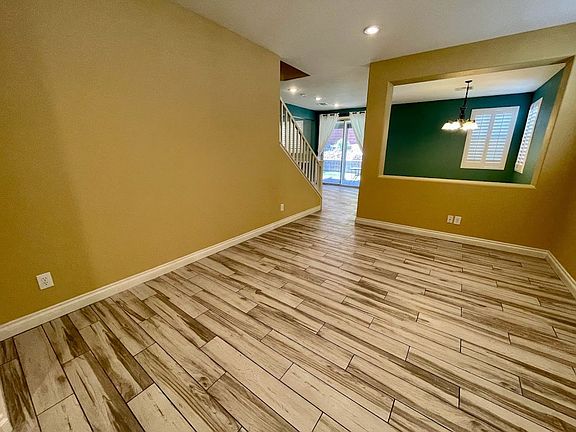 4th image of 10430 Bay Ginger Ln