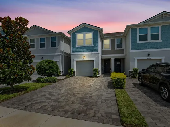 19254 Blue Pond Dr, Lutz, FL 33558