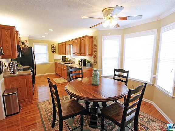 5th image of 849 Westchester Ct