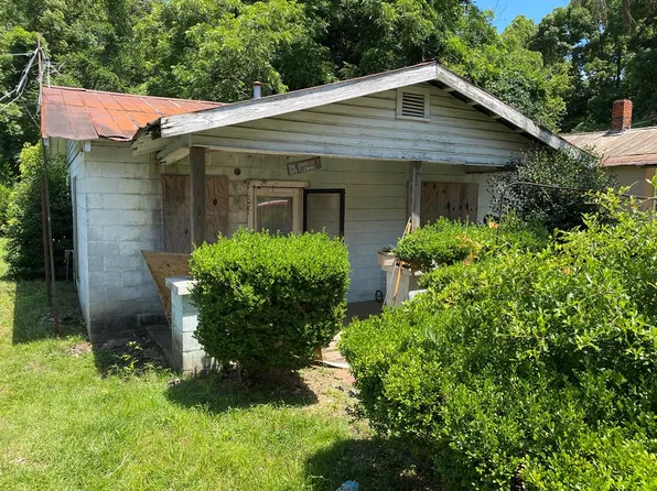 805 Fleming St, Bainbridge, GA 39819
