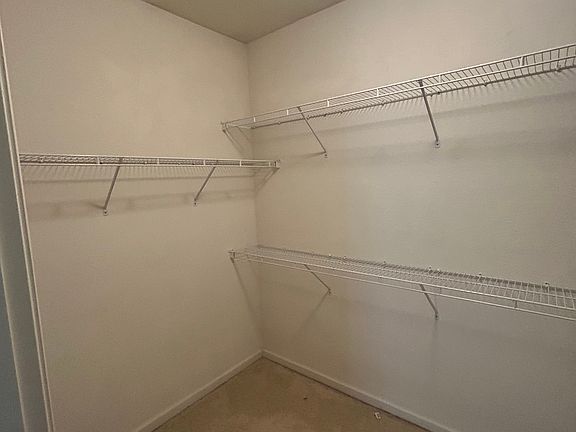 4th image of 5662 Oakwood Dr