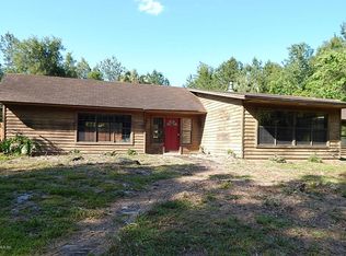 121 Whispering Winds Rd, Palatka, FL 32177