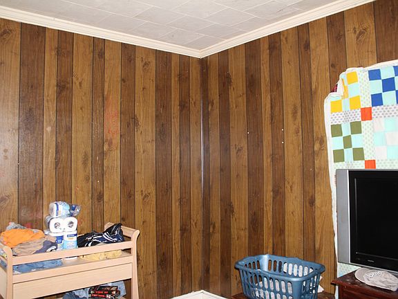 5th image of 104 Lance St