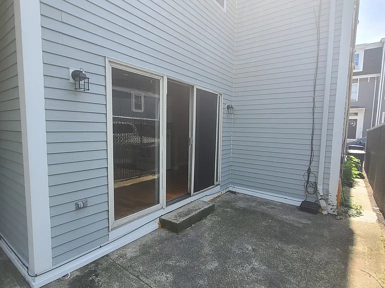 9 Vinton St #1 — Photo 24