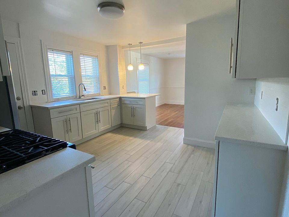 217 Essex St Saugus MA Zillow