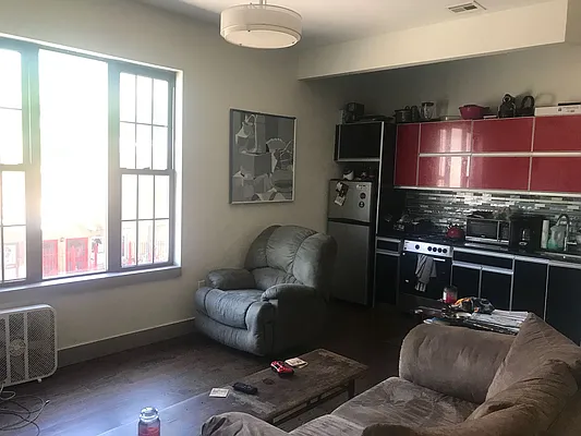 Rented by Premier Metro Realty Corp | media 17