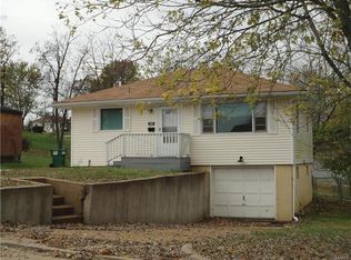 508 N 9th St, De Soto, MO 63020