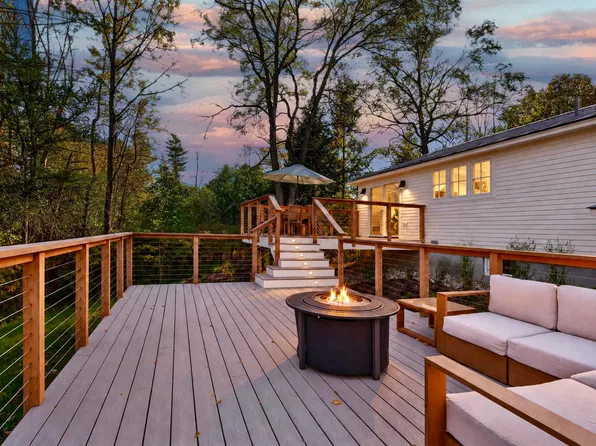 326 West Road, Manchester, VT 05254