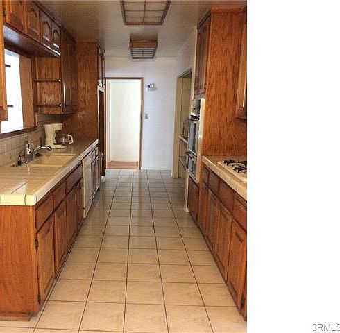 2nd image of 5425 Los Toros Ave