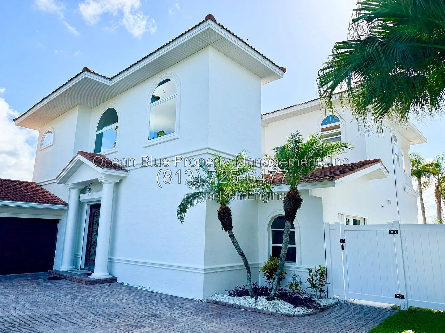 3 bed, 3.0 bath, 3659 sqft, $8,500 — Photo 2