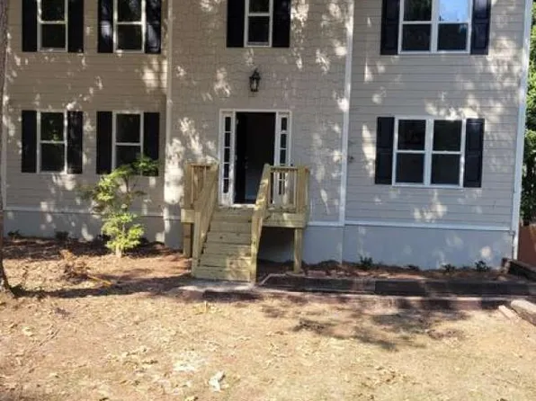 75 Clay Ct, Hiram, GA 30141