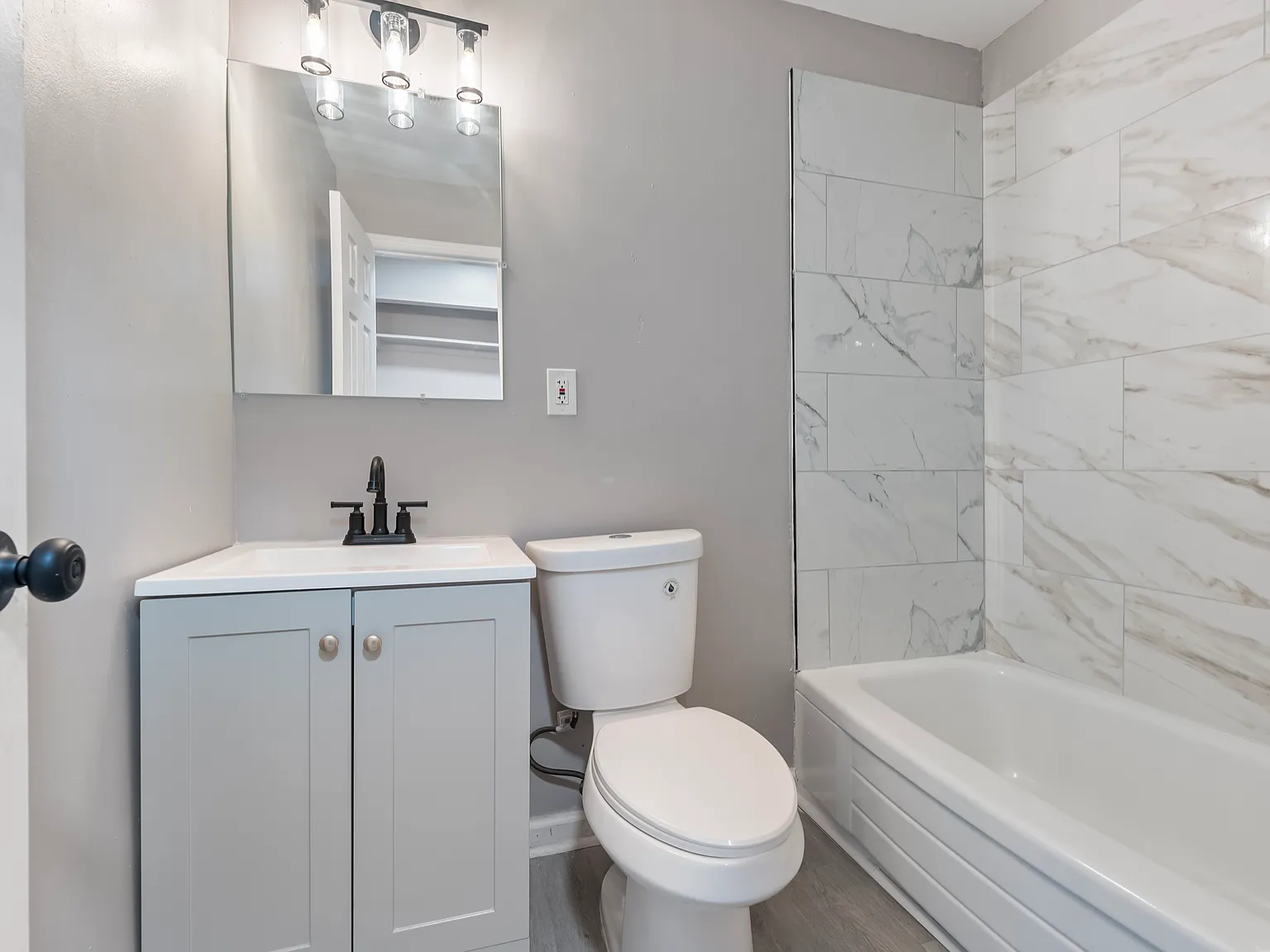 Alto Apartments — Photo 3