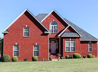 10701 Threet Rd, Christiana, TN 37037