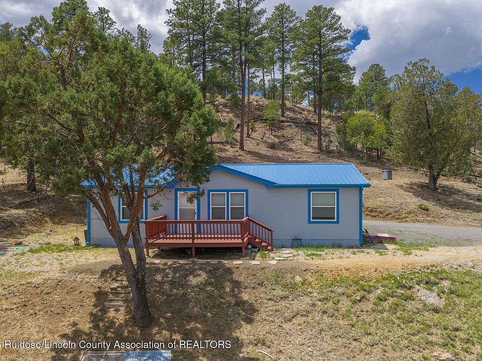 1st image of 111 Honeydew Ln