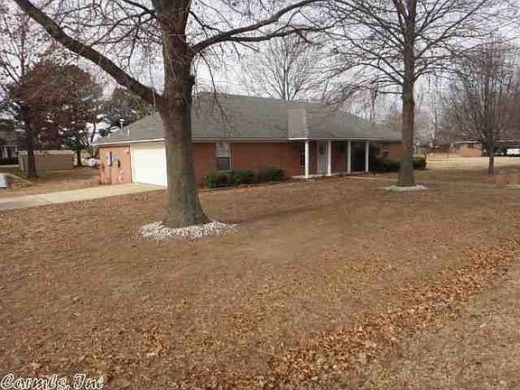 2nd image of 309 Woodruff 413