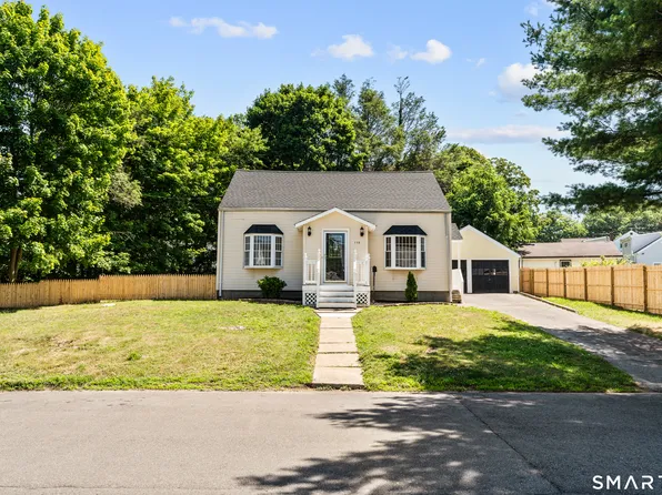 110 Minturn Road, Bridgeport, CT 06606