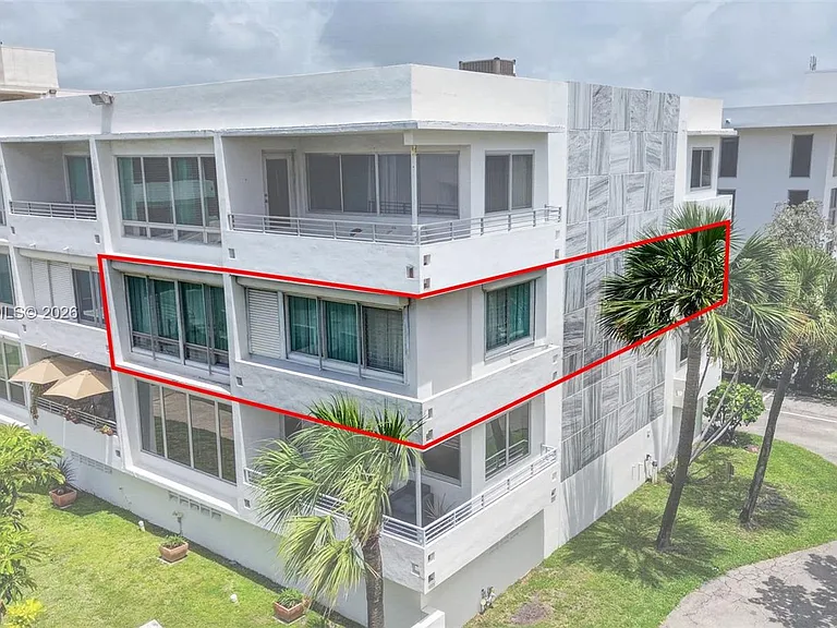 10240 Collins Ave #207 — Photo 11